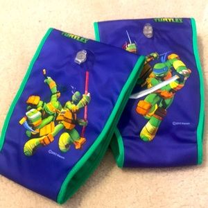 Teenage Mutant Ninja Turtles Swim Bands for Arms Brand New but no bag